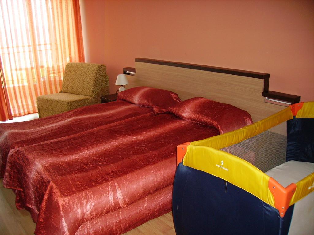 Mak Complex Hotel Pomorie Exterior photo